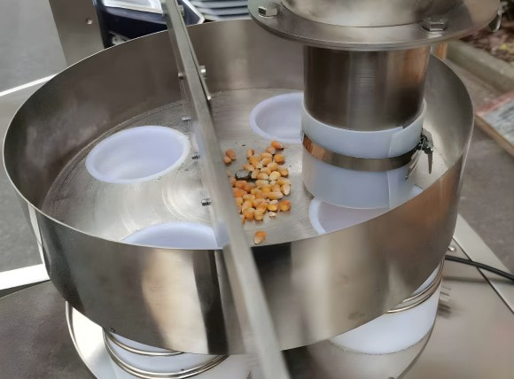 Phạm vi định lượng linh hoạt từ 100g-1000g
