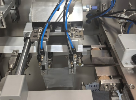 Mua máy đóng gói dạng hạt túi rời VTK-ZSP200K bảo hành rõ ràng