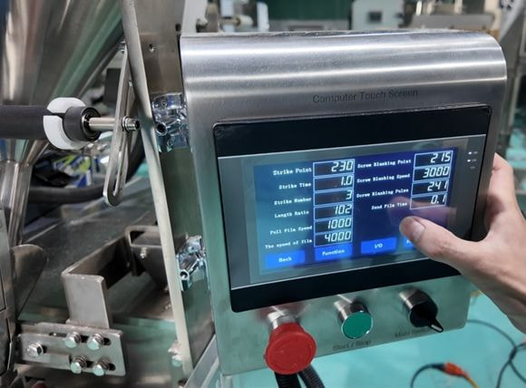 Bảng điều khiển máy đóng gói cà phê