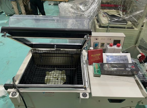 Máy bọc màng co bán tự động BFS-5540 đa dạng kích thước