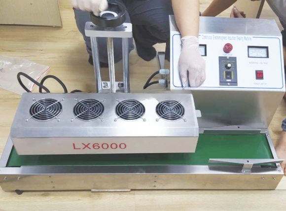 Chi phí khi vận hành và bảo trì máy dán màng seal nhôm
