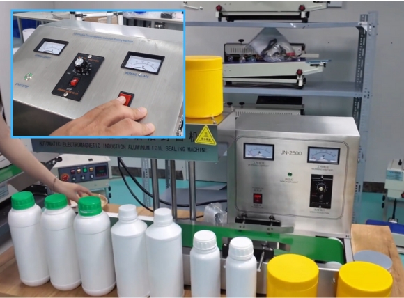 Hệ thống điều khiển tốc độ băng tải, gia nhiệt, nguồn của máy dán màng seal
