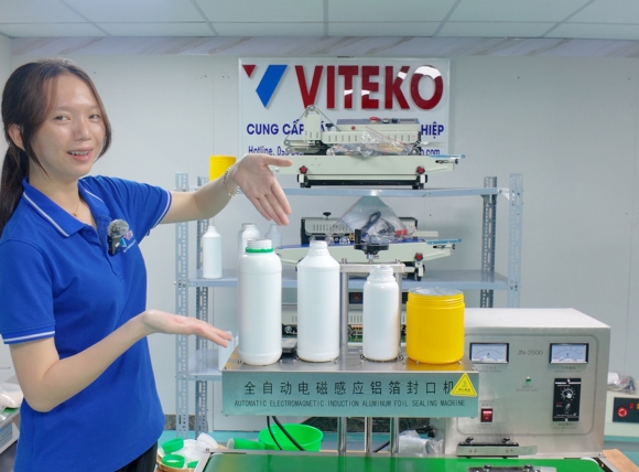 Vận hành thực tế máy dán màng seal