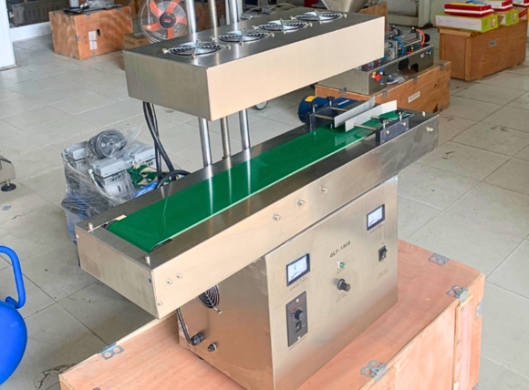 Hình ảnh thực tế về kích thước của máy dán màng seal