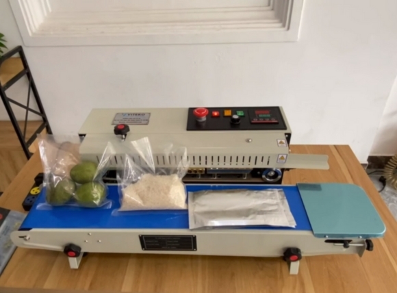 Máy hàn miệng túi nằm ngang FR-900 HQ