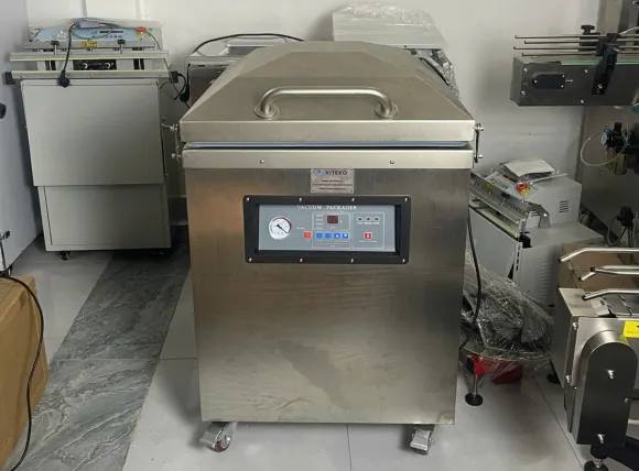 Máy hút chân không bánh chưng công nghiệp DZ700