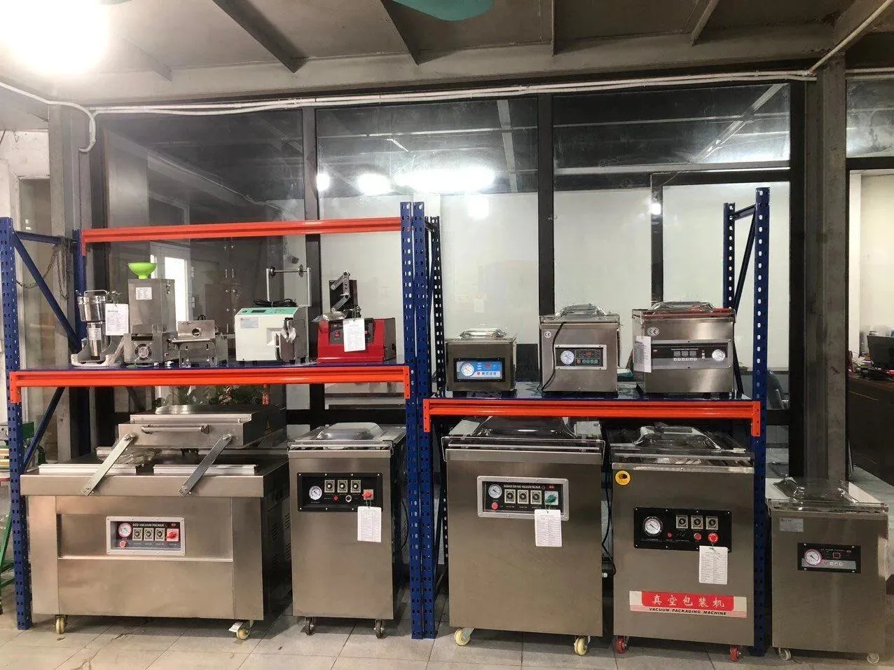 Xưởng chứa máy hút chân không tại Nam Định