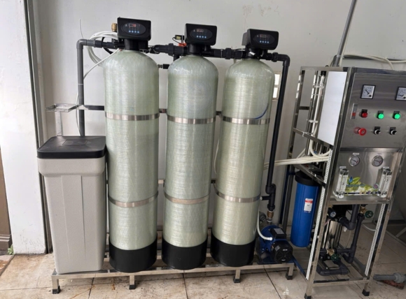 Lắp đặt hệ thống làm mềm nước có linh kiện nhập khẩu