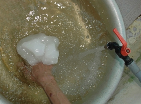 Lưu ý khi sử dụng phèn chua để xử lý nước nhiễm phù sa