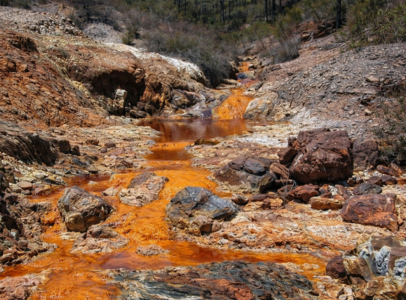 Nguyên nhân chính làm nước giếng có mùi trứng thối