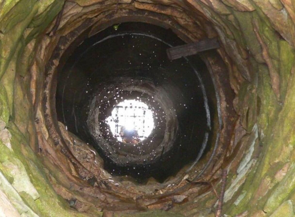 Nước giếng khoan bị ô nhiễm tại Việt Nam