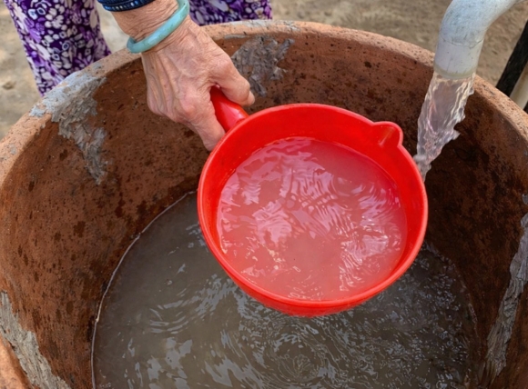 Thực tế nước đầu nguồn bị nhiễm bẩn