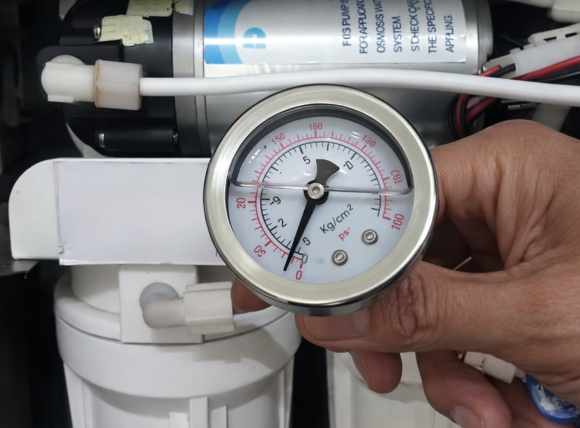 Quy trình vệ sinh và bảo trì bộ lọc đầu nguồn có đồng hồ đo áp