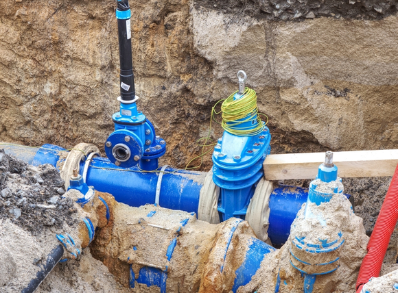 Ô nhiễm thứ cấp xảy ra trên đường từ nhà máy đến vòi nhà