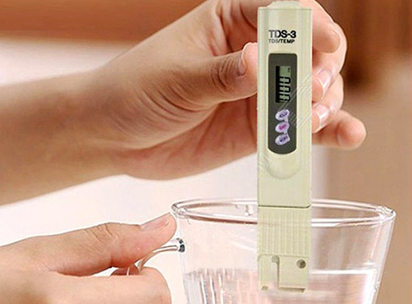 Máy đo TDS xác định được các ion và khoáng chất hòa tan