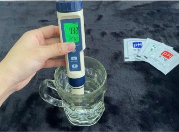 Vị trí lấy mẫu nước khác nhau tạo ra kết quả TDS không đồng nhất