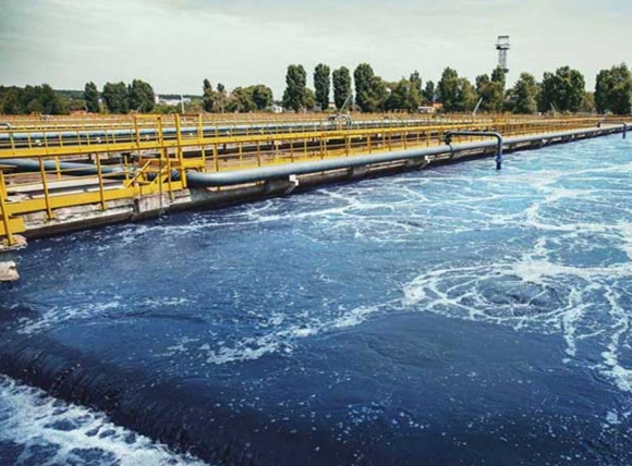 Sử dụng nước cấp đạt chuẩn UPW