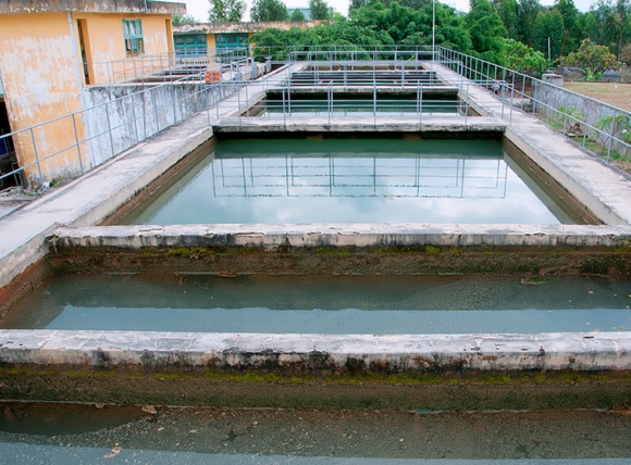 Sử dụng nước cấp đạt chuẩn UPW