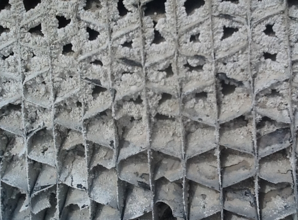 Cặn bám trên tháp giải nhiệt