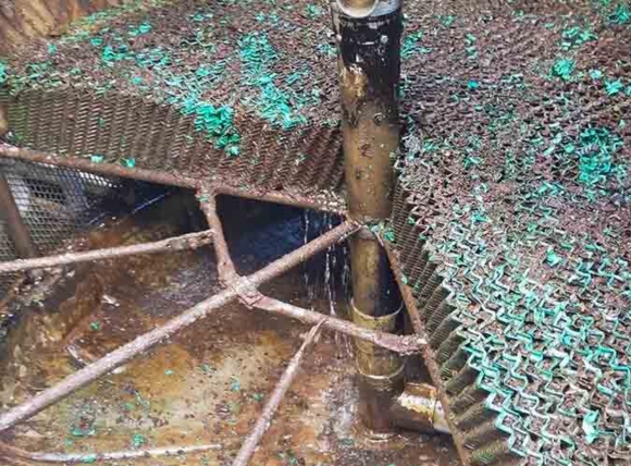 Xử lý cặn bám triệt để cáu cặn tháp giải nhiệt
