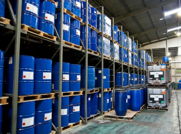 Các hóa chất xử lý nước tháp giải nhiệt và tác dụng chính