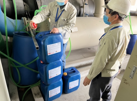 Định lượng và sử dụng hóa chất chống cặn, ăn mòn hiệu quả