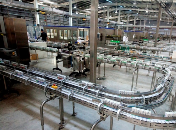 Nước dùng trong nhà máy chế biến thực phẩm