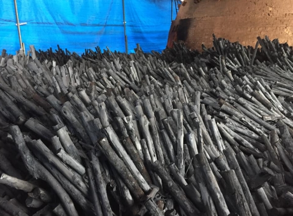 Hoàn thiện sản xuất than hoạt tính từ gỗ