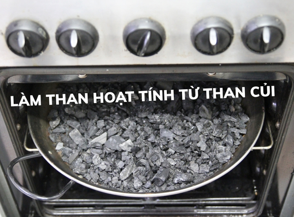 Làm than hoạt tính từ than củi có rất nhiều ưu điểm