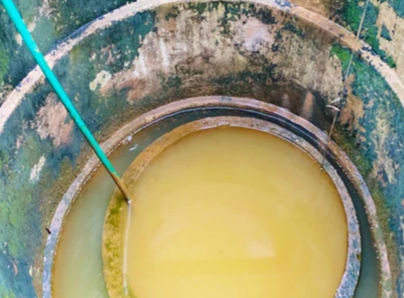 Thực trạng nước giếng khoan bị vàng