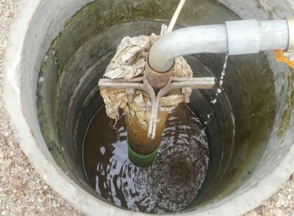 Thực trạng nước giếng khoan có mùi bùn