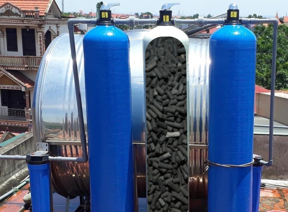 Hình thực tế hệ thống lọc nước sử dụng cột lọc than hoạt tính
