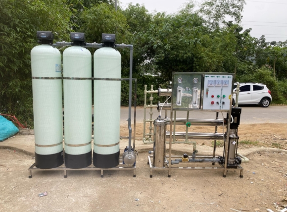 Thực tế lắp đặt hệ thống cột lọc composite 1465 cho sinh hoạt gia đình