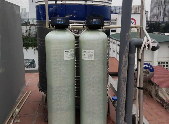 Cột composite lọc nước không bị ăn mòn, không bị oxy hóa dù lắp đặt ngoài trời