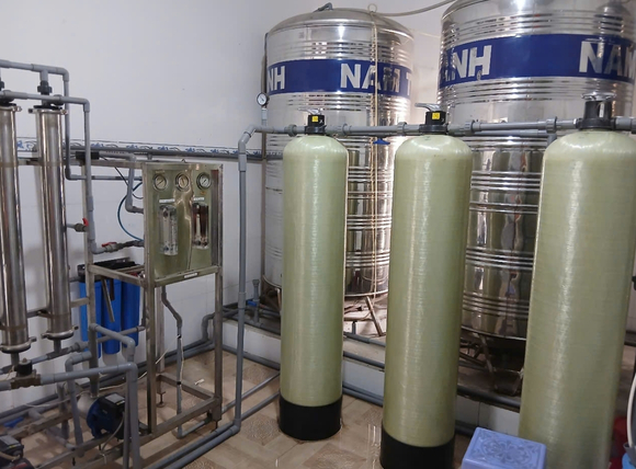 Ứng dụng cột lọc nước composite 1054 trong hệ thống nước sinh hoạt