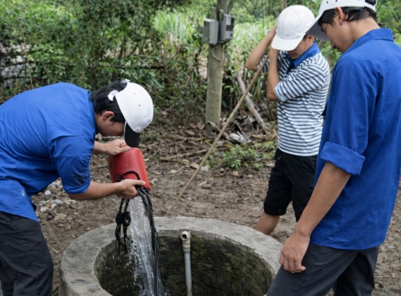 Nước giếng khoan có mùi khó chịu