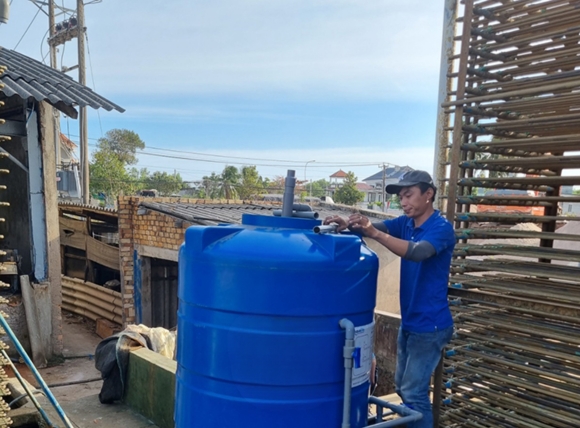 Hệ thống lọc thô trong bồn chứa nước