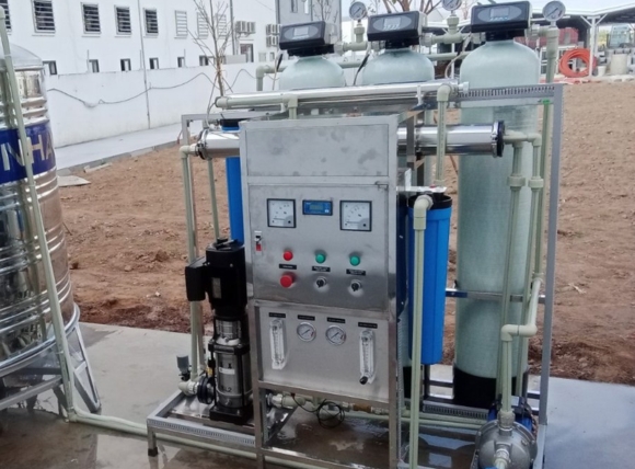 Lắp đặt máy lọc nước công nghiệp 250l/h cho nhà máy sản xuất - Dự án thực tế tại VITEKO